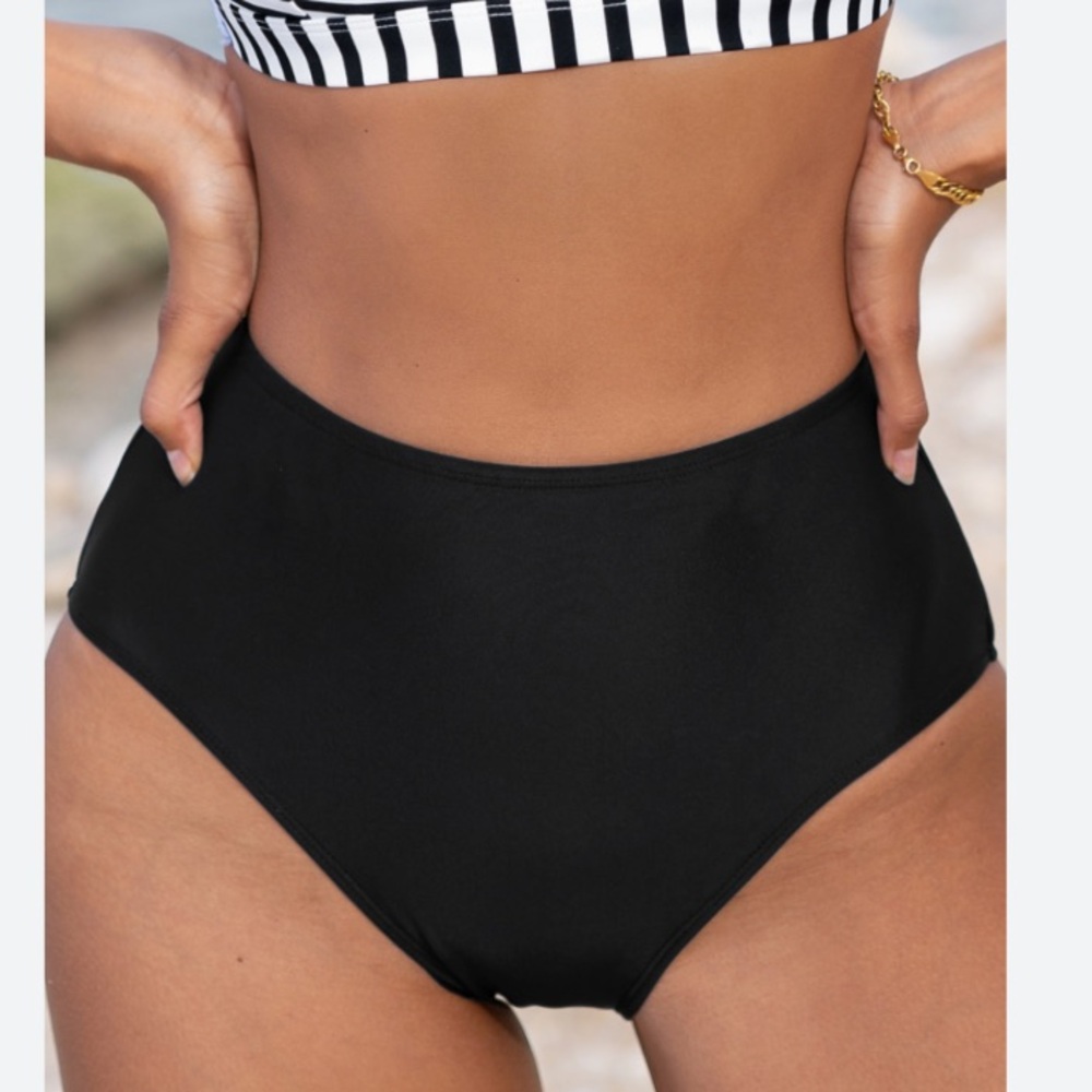 NWT Cupshe High Waisted Bottoms